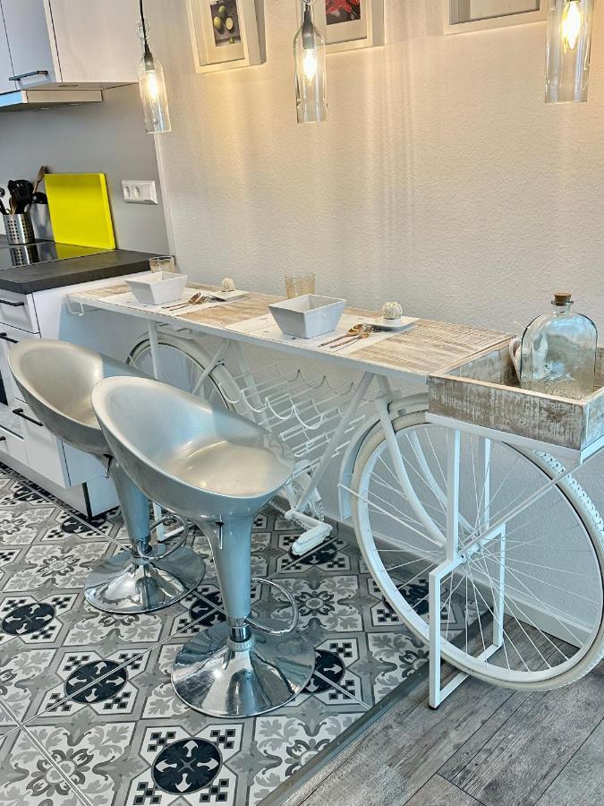 Apartment Auf Zwei Ebenen Mit Aussicht Ins Gruene Stuttgart Zewnętrze zdjęcie