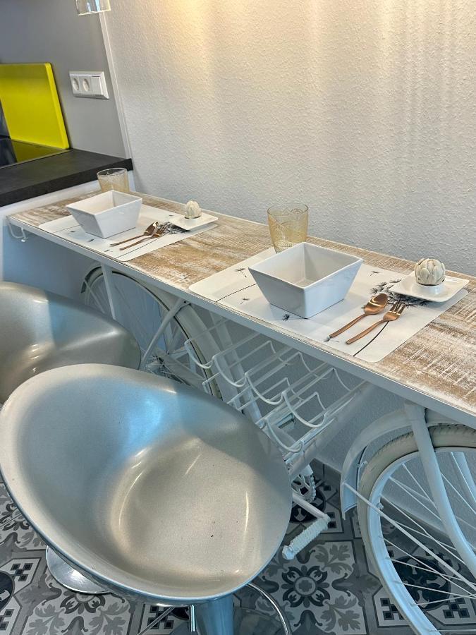 Apartment Auf Zwei Ebenen Mit Aussicht Ins Gruene Stuttgart Zewnętrze zdjęcie