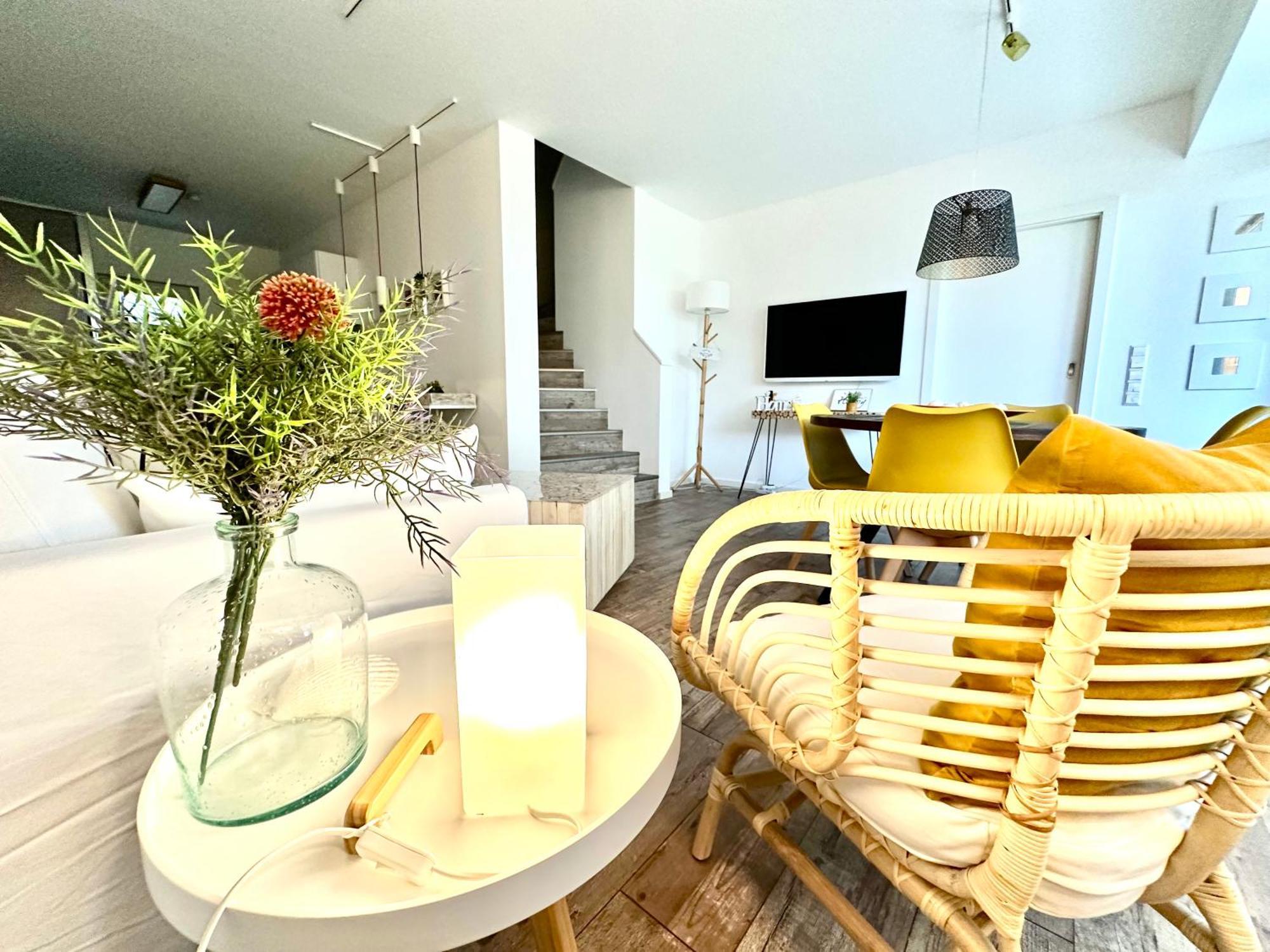 Apartment Auf Zwei Ebenen Mit Aussicht Ins Gruene Stuttgart Zewnętrze zdjęcie