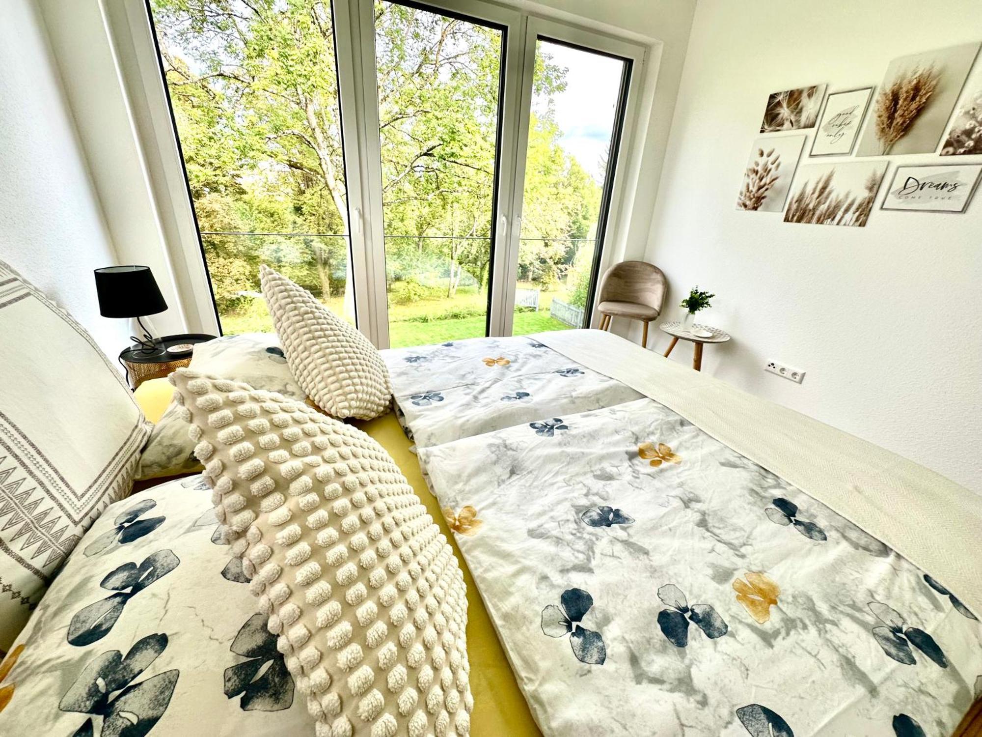 Apartment Auf Zwei Ebenen Mit Aussicht Ins Gruene Stuttgart Zewnętrze zdjęcie