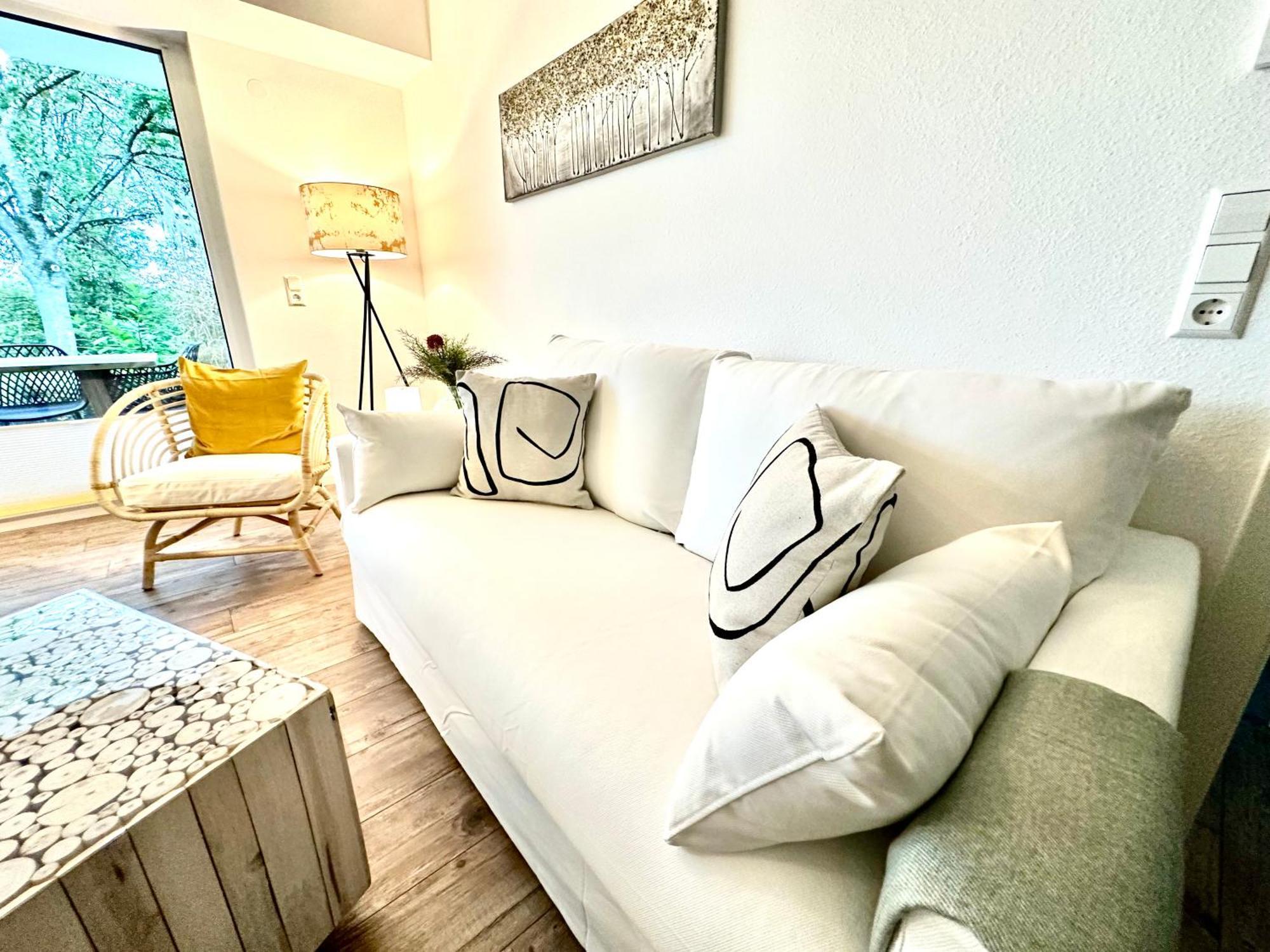 Apartment Auf Zwei Ebenen Mit Aussicht Ins Gruene Stuttgart Zewnętrze zdjęcie