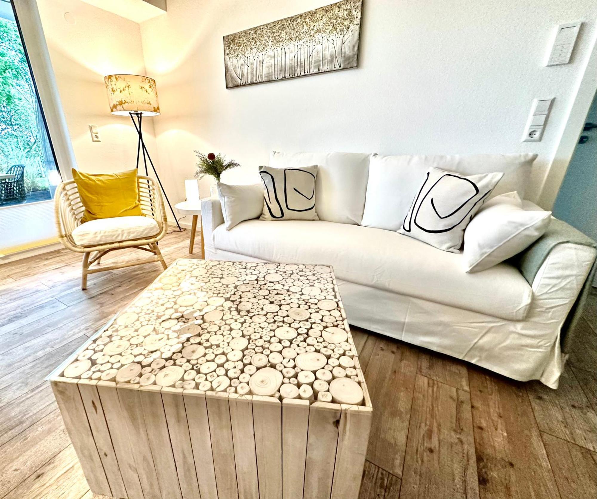 Apartment Auf Zwei Ebenen Mit Aussicht Ins Gruene Stuttgart Zewnętrze zdjęcie